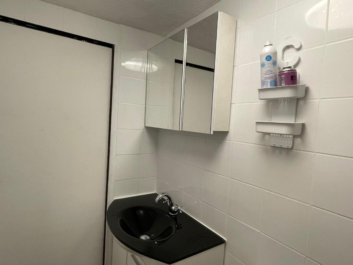 Chambre Privee Numero 1 Dans Un Superbe Appartement En Colocation Montataire Exterior foto